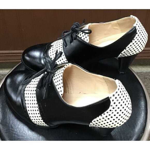 Chase & Chloe - Women's Black and White Polka Dot Heal - Sz 8.5 - Picture 3 of 7